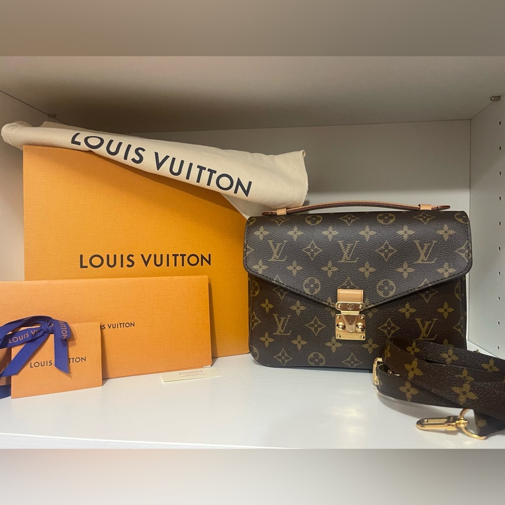 Authentic Louis Vuitton Monogram Brown Satchel